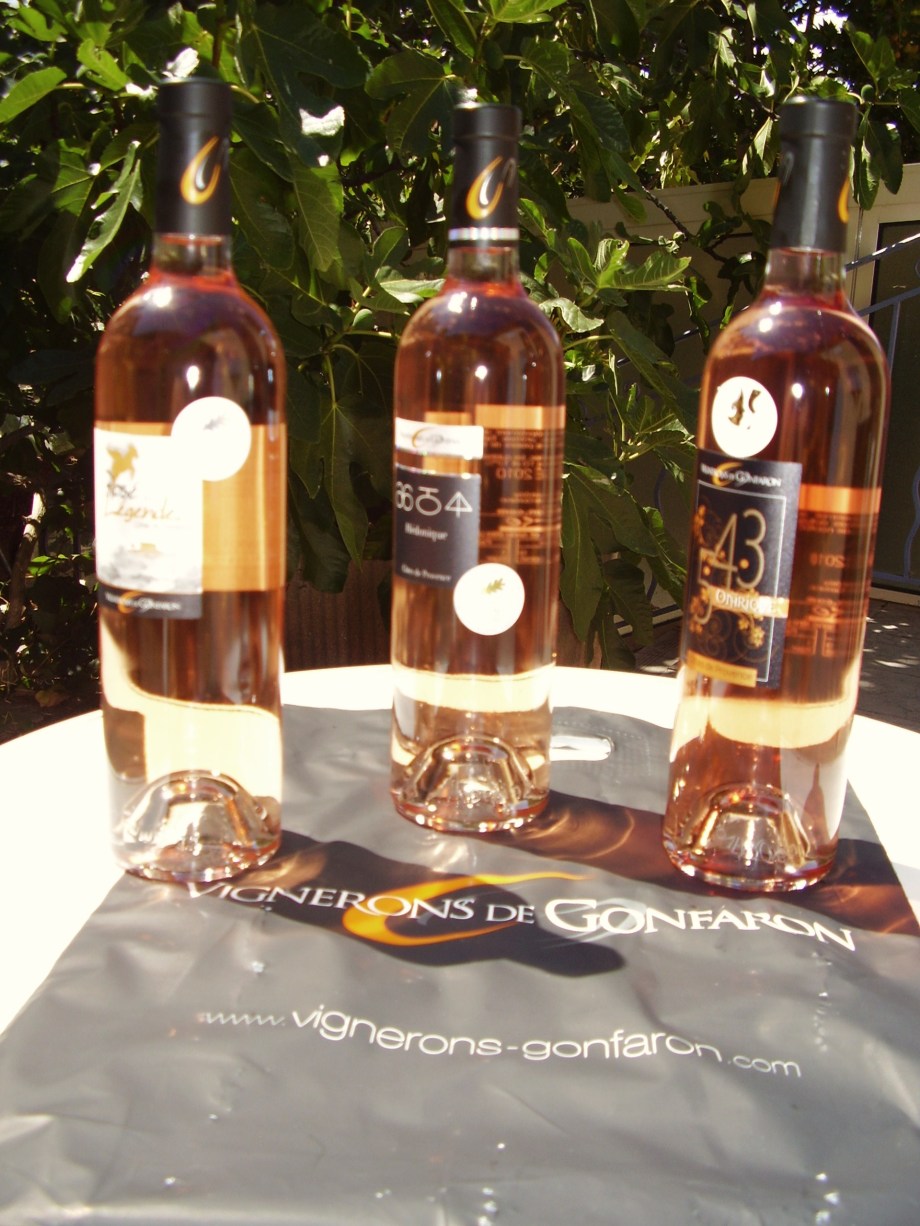 Vin rosé de Provence medallé